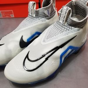 nike ghost laces football boots